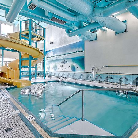 Comfort Inn & Suites South YYC Екстериор снимка