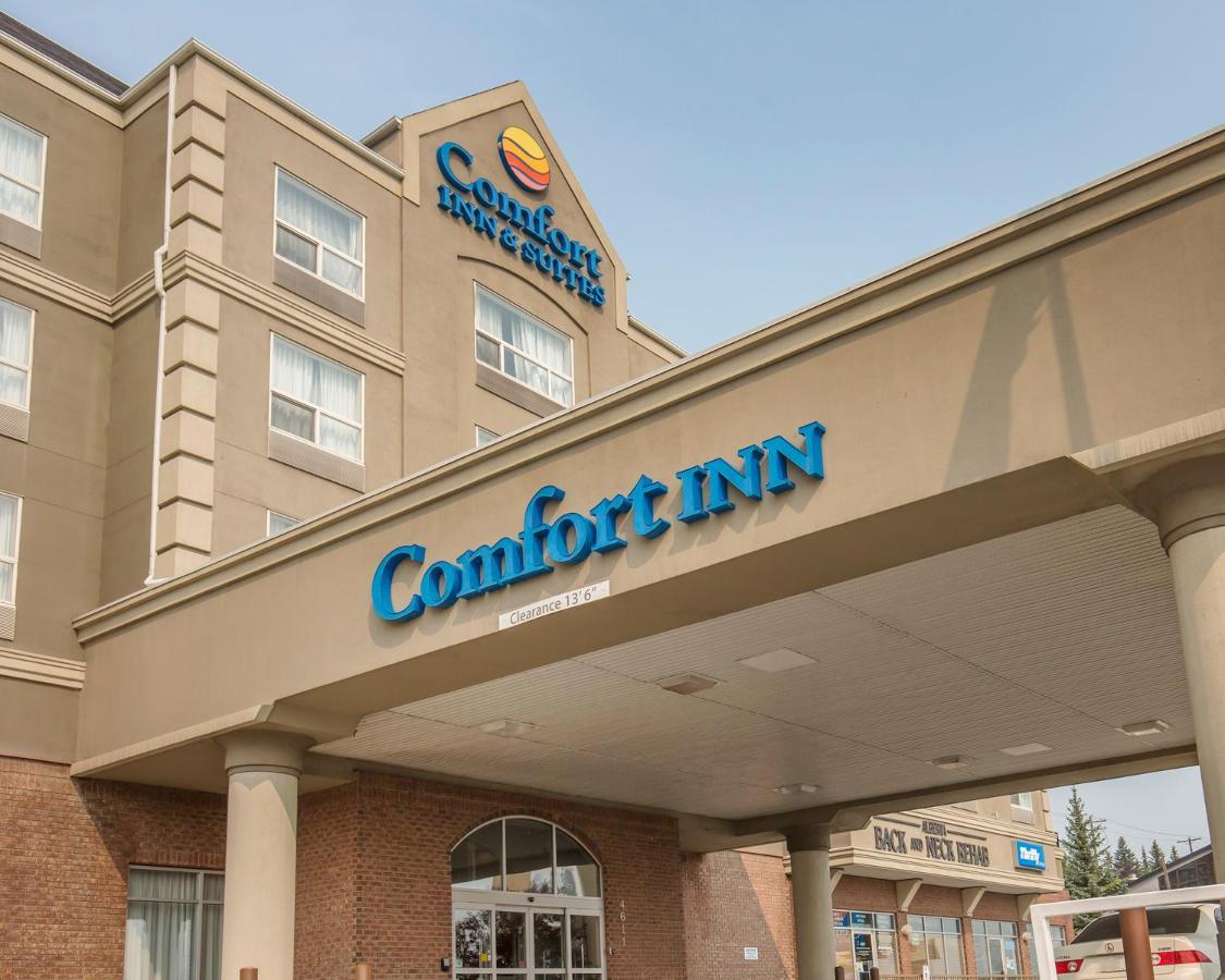 Comfort Inn & Suites South YYC Екстериор снимка